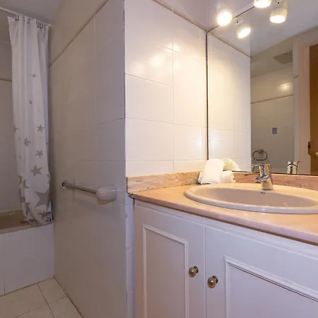 Uhc Txingudi Apartment *