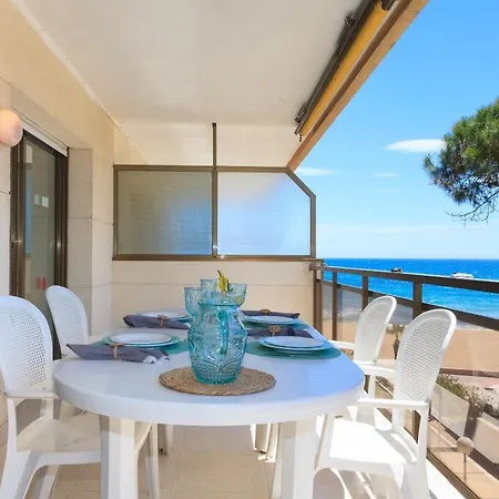 Uhc Txingudi Apartment Cambrils